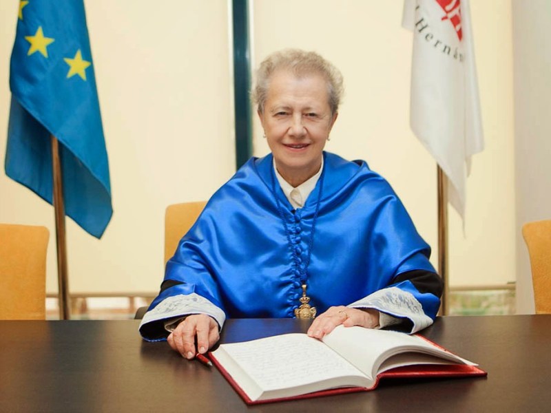 María Josefa Yzuel&nbsp;Giménez